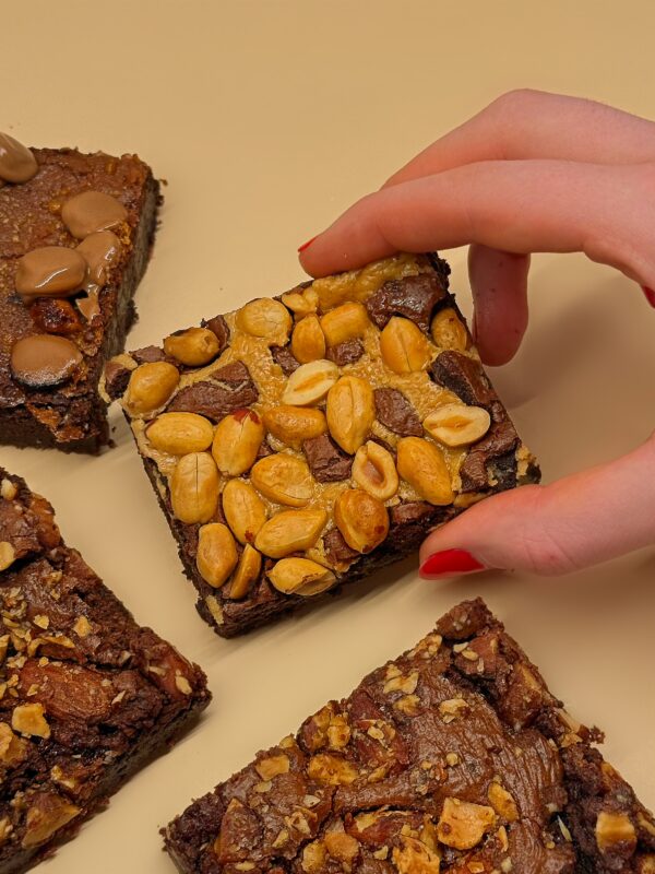 LETTER BOX BROWNIES - Image 2